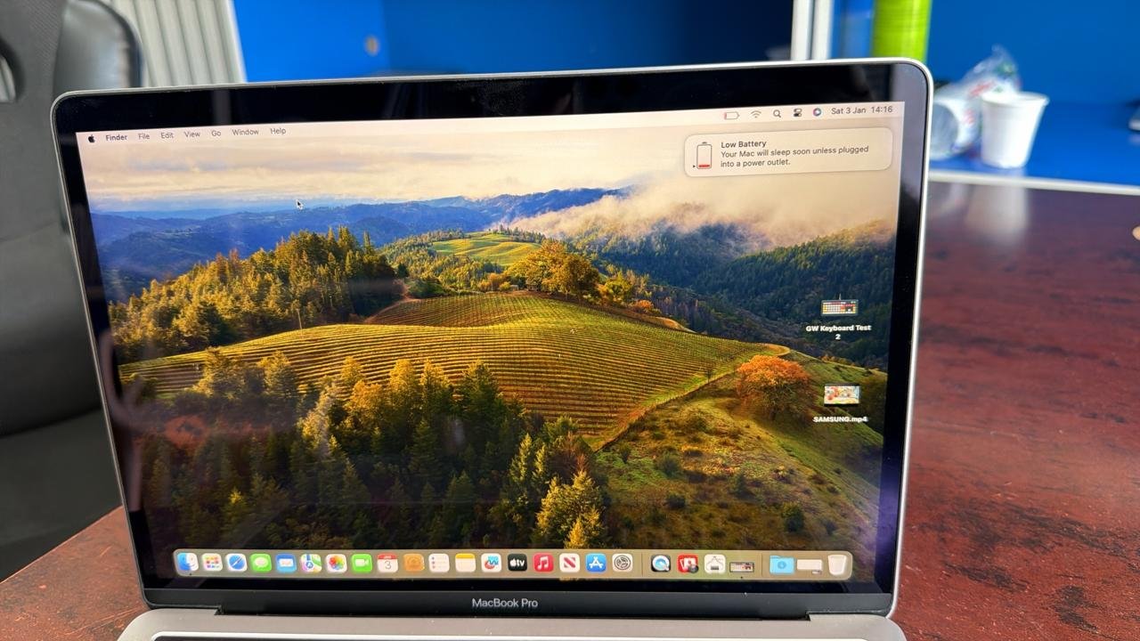 MacBook Pro 2019 (Model A1989) | Core i5 | 8GB Ram | 256 SSD | Core i5 | Touch Bar - Image 4